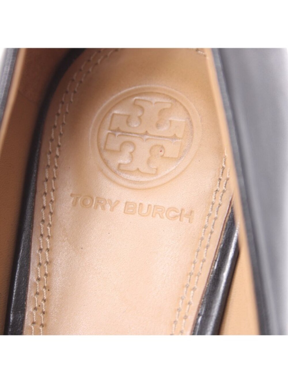 Tory Burch Wedge Heels Sz 8 Black Gold Hardware Leather 2.5 Wedge Logo Heels - Picture 7 of 9